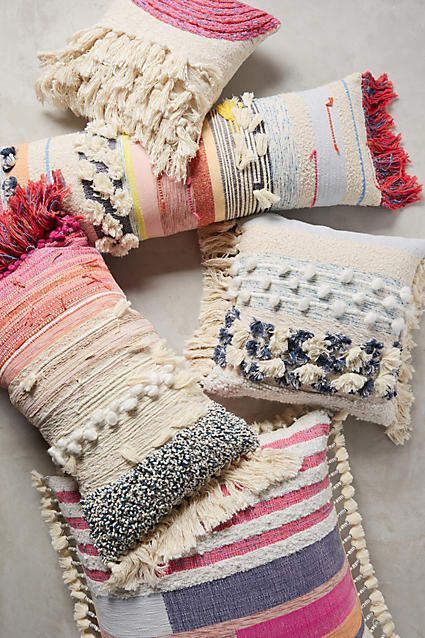 Top10: aktuális kedvenceink a rojtos párnák -  -  - dekor, díszpárna, lakberendezés, otthon, párna, 