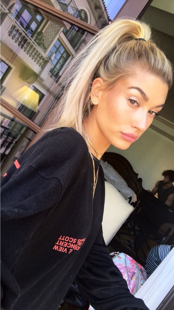 Top10: frizura ötletek Hailey Baldwin-tól -  -  - frizura, hailey baldwin, haj, hajápolás, ötletek, tippek, 