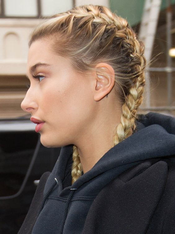 Top10: frizura ötletek Hailey Baldwin-tól -  -  - frizura, hailey baldwin, haj, hajápolás, ötletek, tippek, 