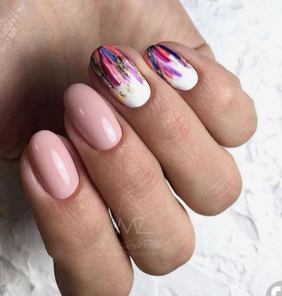 Top10: elragadó kifinomult stílusú manikűr ötletek a nyár végére -  -  - köröm, manikűr, minimál, nyár, stílus, 