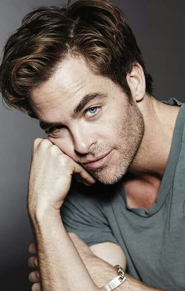 Top10: a csodás Chris Pine -  -  - chris pine, kirk kapitány, star trek, szexi, születésnap, 