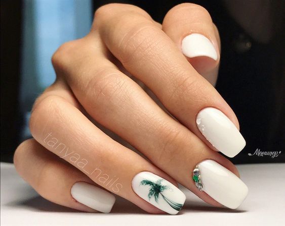 Top10: manikűr ötletek, ha még nincs kedved búcsút mondani a nyárnak -  -  - köröm, körömápolás, manikűr, nyár, 