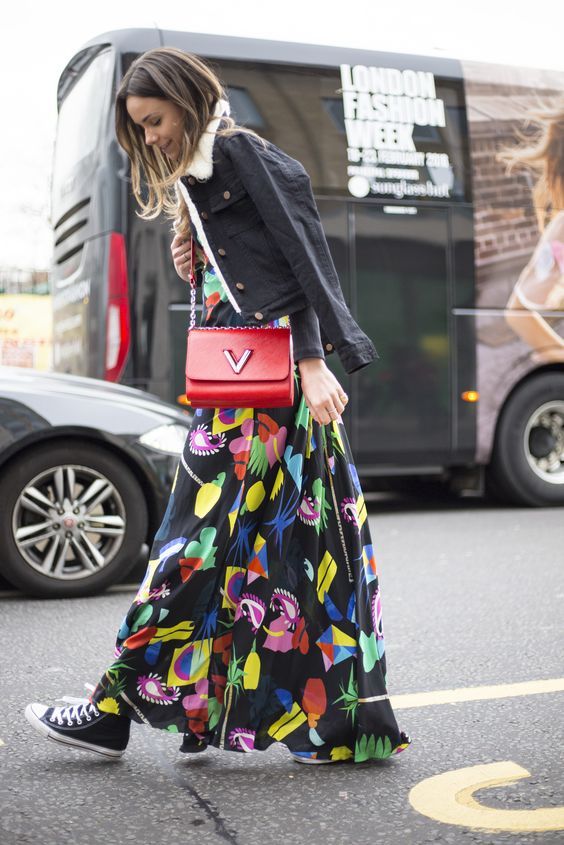 Stílusiskola: így viselj mintás hosszú szoknyákat ősszel -  -  - divat, mintás szoknya, ősz, szoknya, 