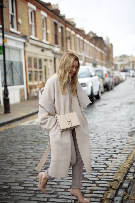 Stílusiskola: kifinomult és nőies - nude összeállítások az őszi szezonra -  -  - divat, kifinomult, nőies, nude, ősz, stílus, 