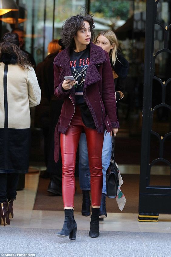 Stílusiskola: így viselj ősszel bőrnadrágokat -  -  - bőrnadrág, divat, nadrág, outfit, ősz, stílus, 