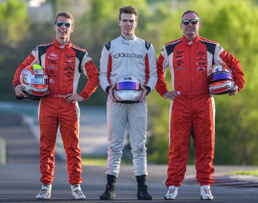 Három futamra a bajnoki címtől! - Kikapcsoló - STYLENEWS - autóverseny, formula renault kupa, gender, gender racing, verseny, 