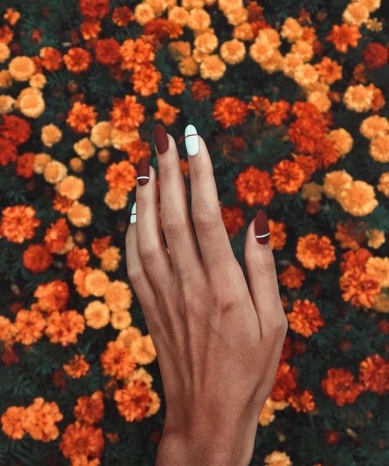 Top10: őszi manikűr ötletek bordóval -  -  - bordó, köröm, manikűr, ősz, 