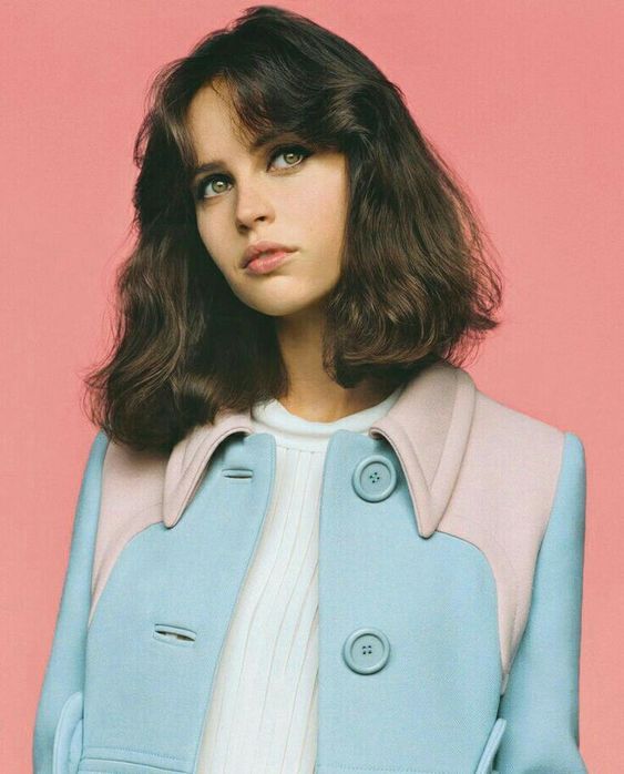 Top10: frizura ötletek Felicity Jones-tól -  -  - frizura, hajak, szépség, 