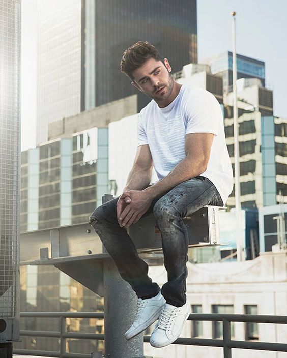 10 kép, ami bizonyítja, hogy Zac Efron tinisztárból igazi szexi pasi lett -  -  - pasi, szexi, színész, születésnap, zac efron, 