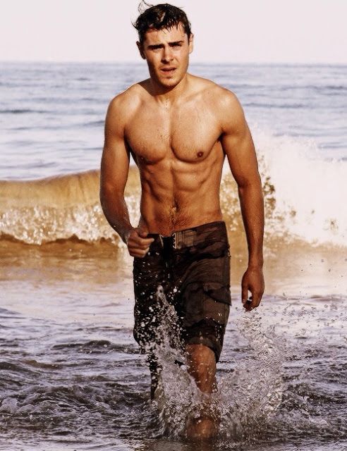 10 kép, ami bizonyítja, hogy Zac Efron tinisztárból igazi szexi pasi lett -  -  - pasi, szexi, színész, születésnap, zac efron, 