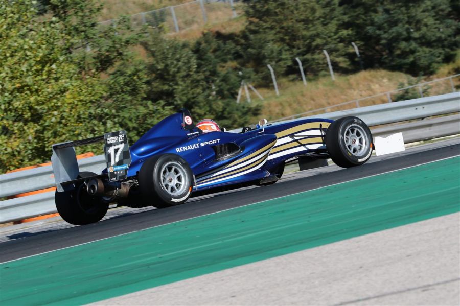 Juniorok Formában - Autó & Motor - MOBILITY - gender, gender racing team, 