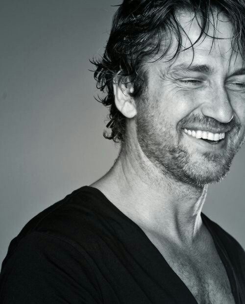 10 kép Gerard Butler-ről, ami feldobja a hétfő reggelt -  -  - gerard butler, színész, születésnap, 