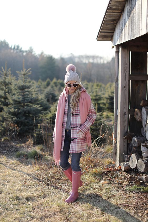 Stílusiskola: dobd fel a téli szürkeséget rózsaszínnel -  -  - divat, outfit, rózsaszín, stílus, tél, 