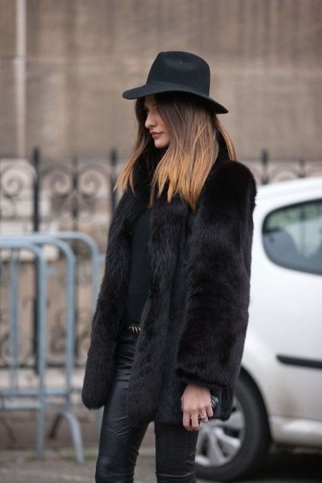 Stílusiskola: kedvencünk a fekete, minden mennyiségben -  -  - divat, fekete, outfit, stílus, tél, 