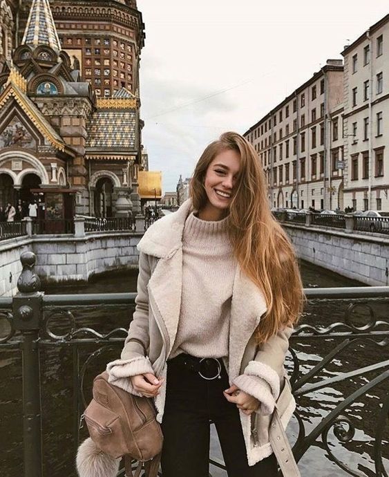 Stílusiskola: így viselj télen világos színeket -  -  - divat, outfit, tél, világos, 