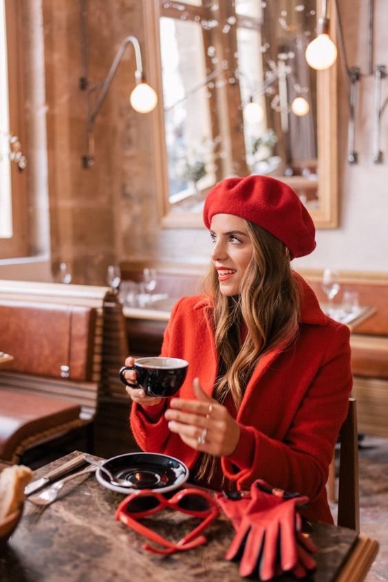 Stílusiskola: piros outfitek a téli szezonra -  -  - divat, outfit, piros, tél, 