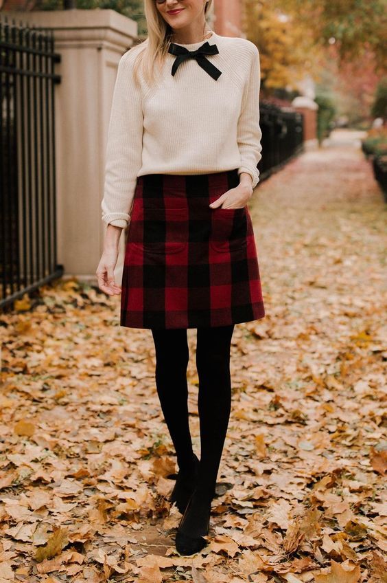 Stílusiskola: karácsonyi outfit ötletek szoknyával -  -  - divat, karácsony, outfit, stílus, szoknya, 