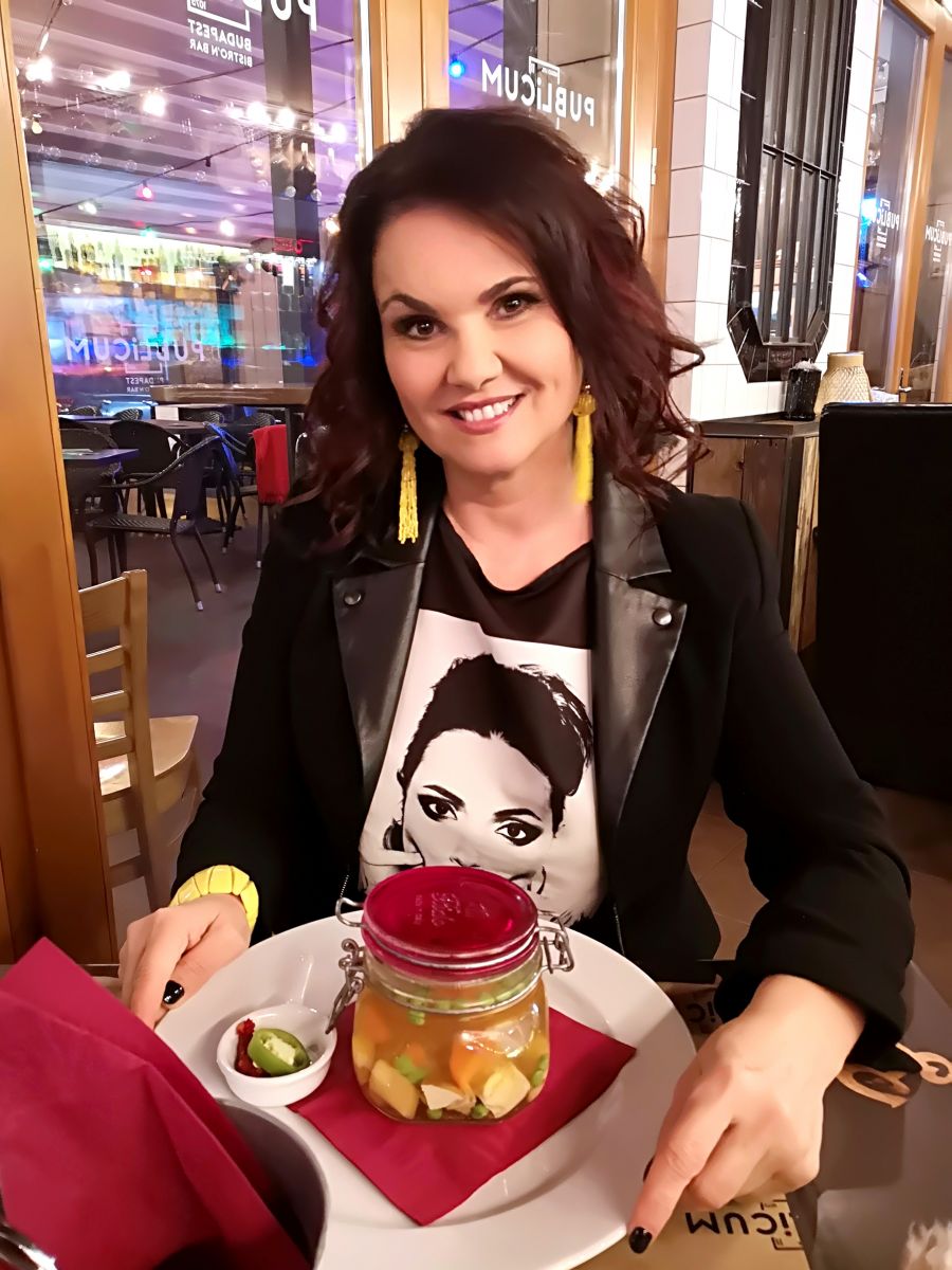 PUBLiCUM PORTRAIT – Szentpéteri Csilla - STYLELIFE - STYLENEWS - Bokros László, interjú, Publicum, Publicum portrait, Szentpéteri Csilla, 