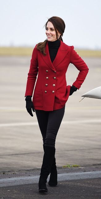 Stílusiskola: outfit ötletek Kate Middleton-tól -  -  - anglia, hercegnő, kate middleton, outfit, stílus, 