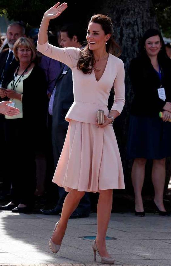 Stílusiskola: outfit ötletek Kate Middleton-tól -  -  - anglia, hercegnő, kate middleton, outfit, stílus, 