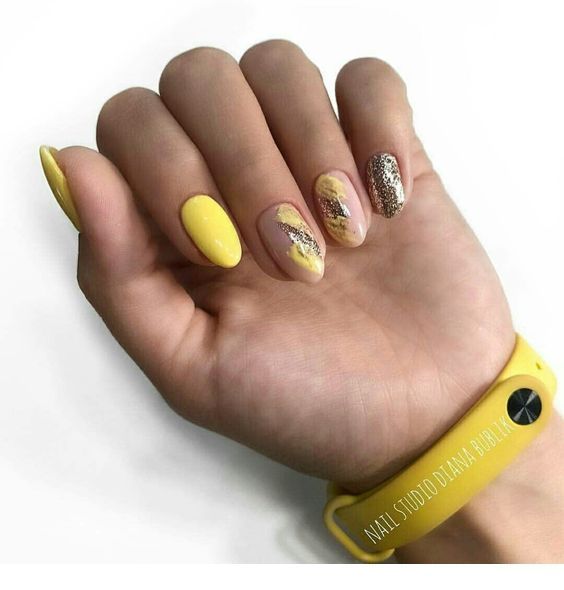 Top10: vidám manikűr ötletek borongós időre -  -  - manikűr, színek, vidám, 