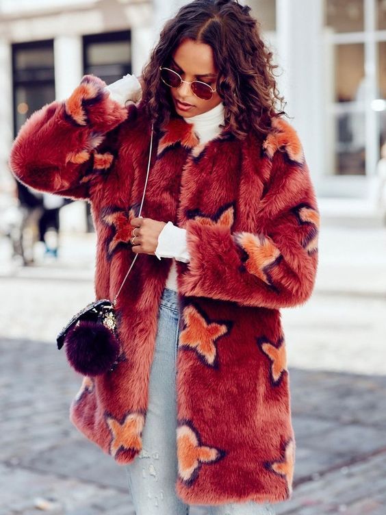 Stílusiskola - így viseld az alapdarabokat télen: szőrös kabátok -  -  - bunda, divat, stílus, szőrme, tél, 