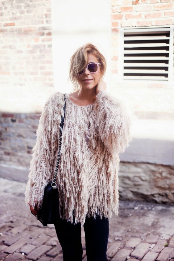 Stílusiskola: kedvencünk minden, ami rojtos -  -  - divat, outfit, rojt, stílus, 