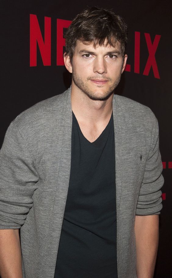 Top10: Ashton Kutcher, az örök kedvencünk -  -  - ashton kutcher, pasi, szexi, születésnap, 