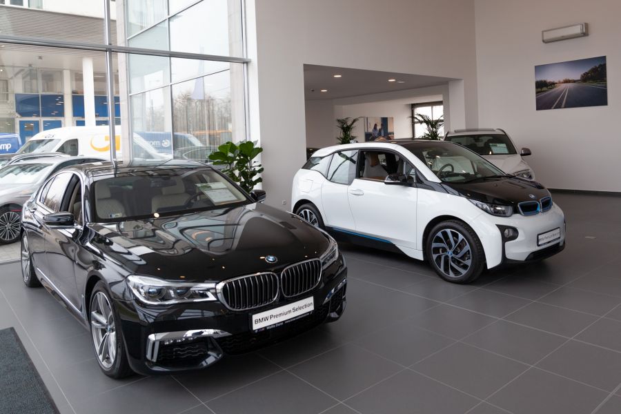 Használt autók prémium köntösben - Autó & Motor - MOBILITY - autó, bmw, megnyitó, mini, wallis, wallis prémium használtautó center,