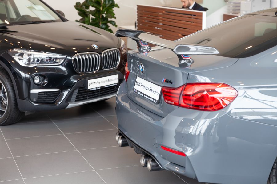 Használt autók prémium köntösben - Autó & Motor - MOBILITY - autó, bmw, megnyitó, mini, wallis, wallis prémium használtautó center,