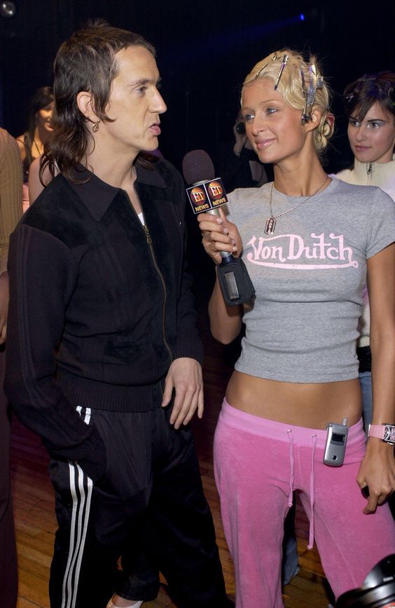 Stílusiskola: 10 katasztrofális outfit Paris Hilton-tól -  -  - divat, outfit, paris hilton, stílus, 