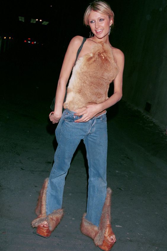 Stílusiskola: 10 katasztrofális outfit Paris Hilton-tól -  -  - divat, outfit, paris hilton, stílus, 