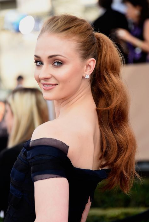 Top10: frizura ötletek Sophie Truner-től -  -  - frizura, hajápolás, ötletek, sophie turner, 