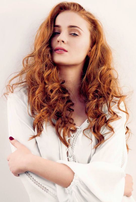 Top10: frizura ötletek Sophie Truner-től -  -  - frizura, hajápolás, ötletek, sophie turner, 