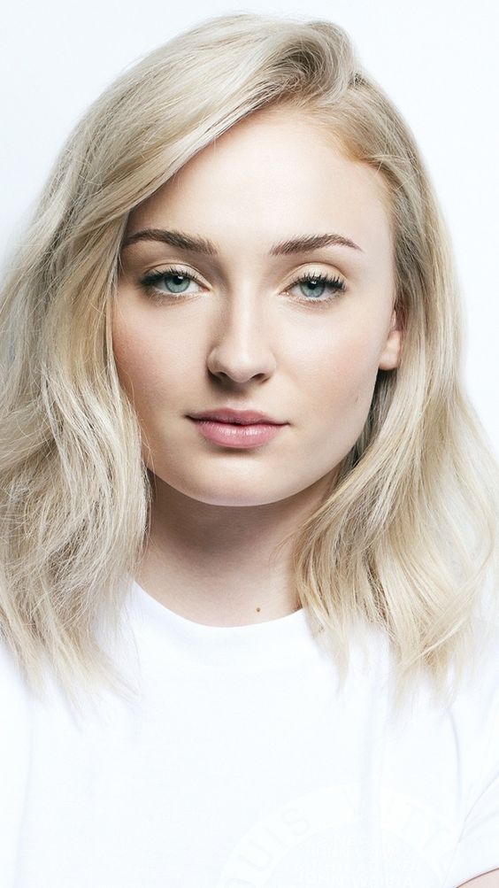 Top10: frizura ötletek Sophie Truner-től -  -  - frizura, hajápolás, ötletek, sophie turner, 
