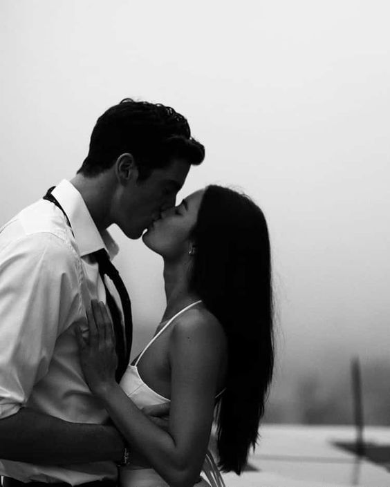 A boldog élet titka: a privát élet -  -  - boldogság, érzések, kirakatélet, lélekhangok, magánszféra, 