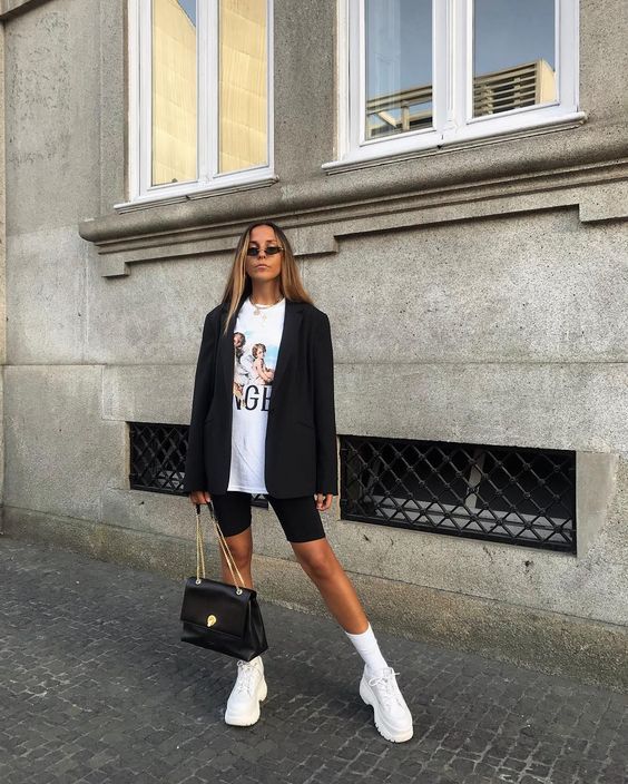 Stílusiskola: így viseld a biciklis nadrágokat -  -  - biciklis nadrág, bike short, divat, outfit, stílus, tavasz, 