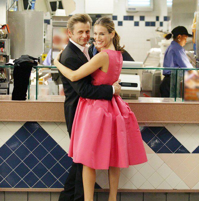 15 stíluslecke, amit a Szex és New York-ból tanultunk -  -  - carrie bradshaw, divat, sarah jessica parker, sjp, stílus, szex és new york, születésnap,