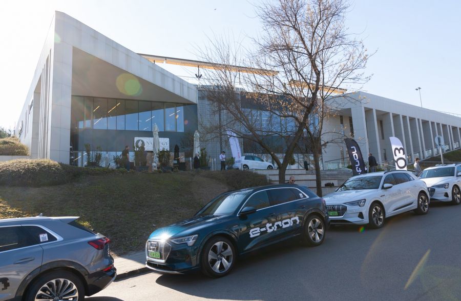 Kipróbáltuk a világ legjobb elektromos autóját, az Audi e-tront - Autó & Motor - MOBILITY - audi, audi e-tron, autó, bemutató, teszt, 