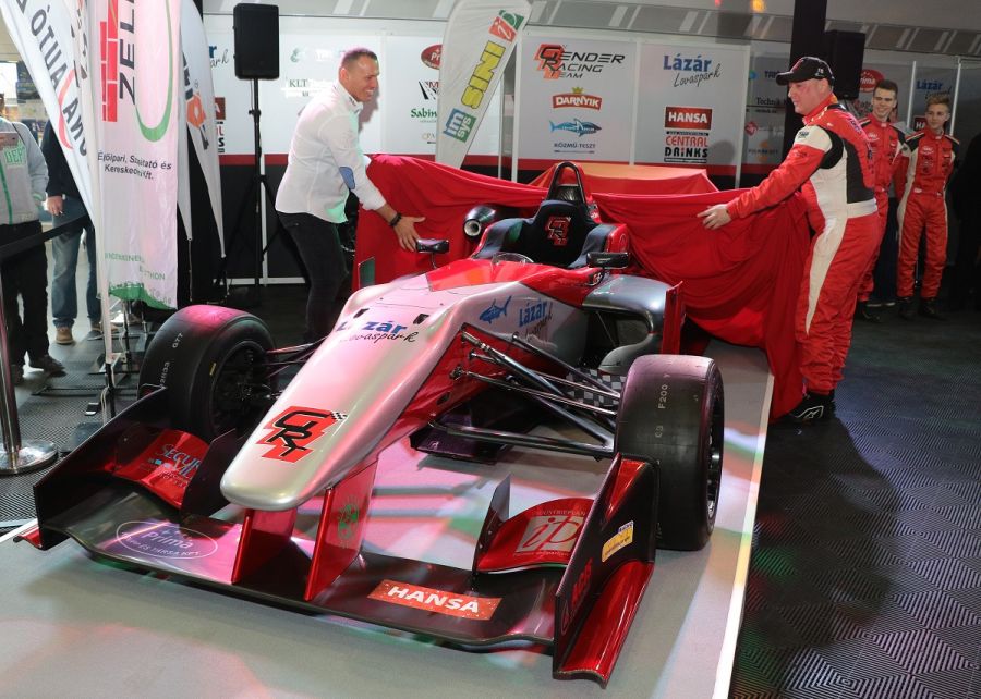 Új versenyzőkkel, új autóval indul 2019-ben a Gender Racing! - Autó & Motor - MOBILITY - autó, formula, gender, gender racing, grt, verseny, 