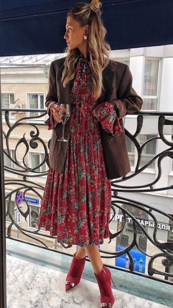 Stílusiskola: virágmintás ruhák romantikus tavaszi randikhoz -  -  - divat, outfit, randi, romantikus, ruha, stílus, virgámintás, 