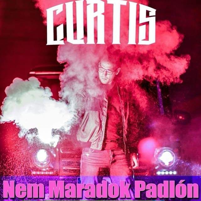 Curtis visszatért az utcára - Mindent a testnek - ÉN - Curtis, korps, lehetne újra február, nem maradok padlón, Publicum, Publicum Portrait, rap, Széki Attila, újpest, ultra not a bitch,