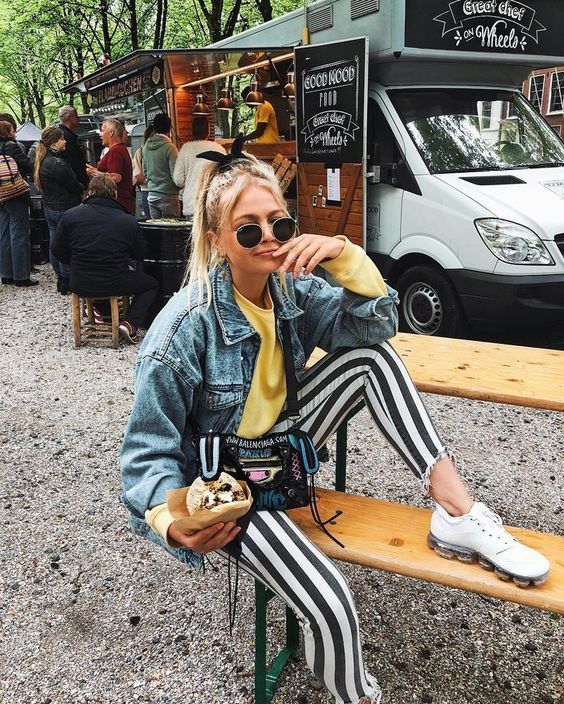 Stílusiskola: így viselj tavasszal csíkos nadrágokat -  -  - csíkos, csíkos nadrág, divat, stílus, 