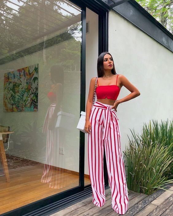 Stílusiskola: így viselj tavasszal csíkos nadrágokat -  -  - csíkos, csíkos nadrág, divat, stílus, 