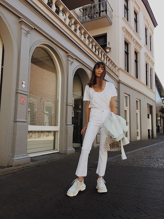 Stílusiskola: így viselj tetőtől talpig fehéret -  -  - divat, fehér, stílus, tavasz, 