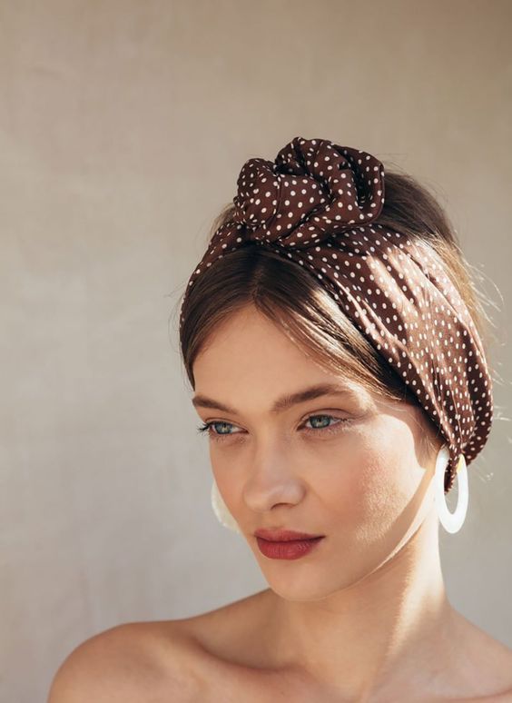 10 tipp: így viseld a hajadban a tavaszi-nyári szezon legnagyobb trendjét -  -  - divat, haj, hajpánt, nyár, tavasz, 