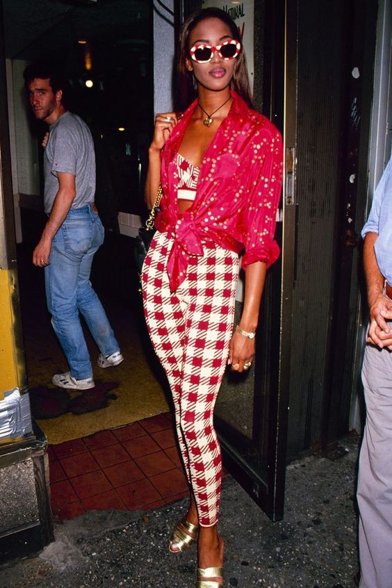 Stílusiskola: outfit ötletek Naomi Campbell -  -  - dviat, naomi campbell, outfit, stílus, 