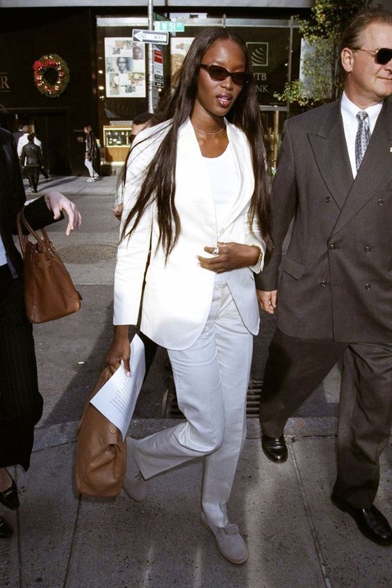 Stílusiskola: outfit ötletek Naomi Campbell -  -  - dviat, naomi campbell, outfit, stílus, 