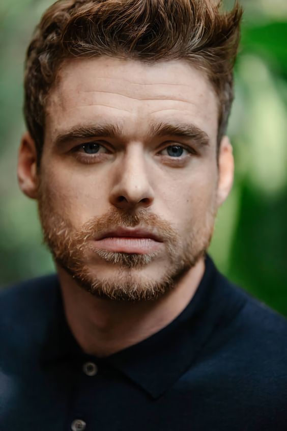 10 kép, ami bizonyítja, hogy Richard Madden napjaink egyik legszexibb férfija -  -  - richard madden, trónok harca, 