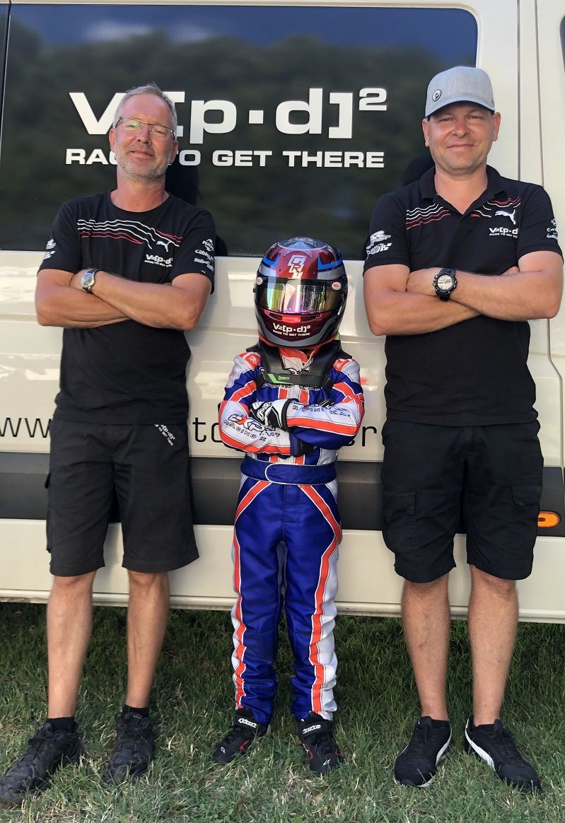 Új csapat, új sisak, új eredmények - Autó & Motor - MOBILITY - autó, gender racing, grt, verseny,